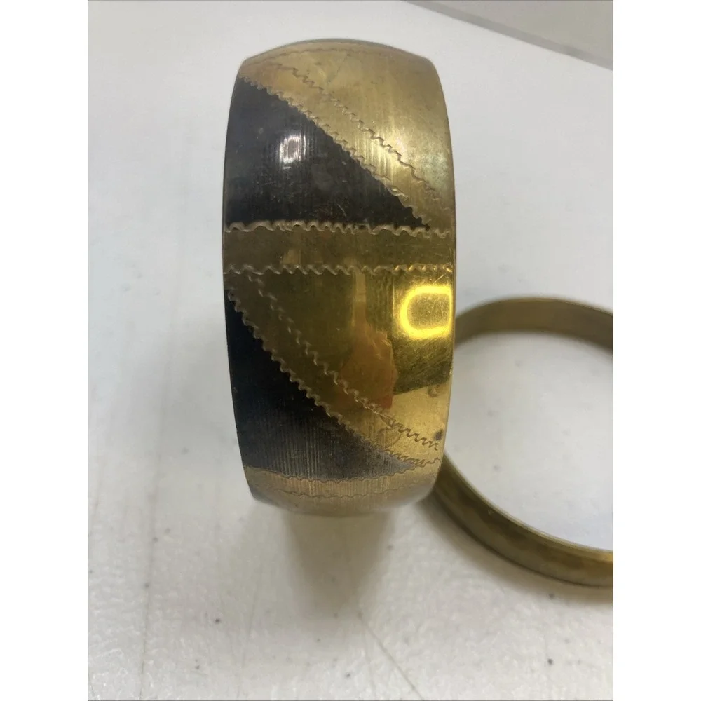 Pair‎ Of Vtg Brass Stackable Bangle Bracelet Boho Tribal Hammered Metal